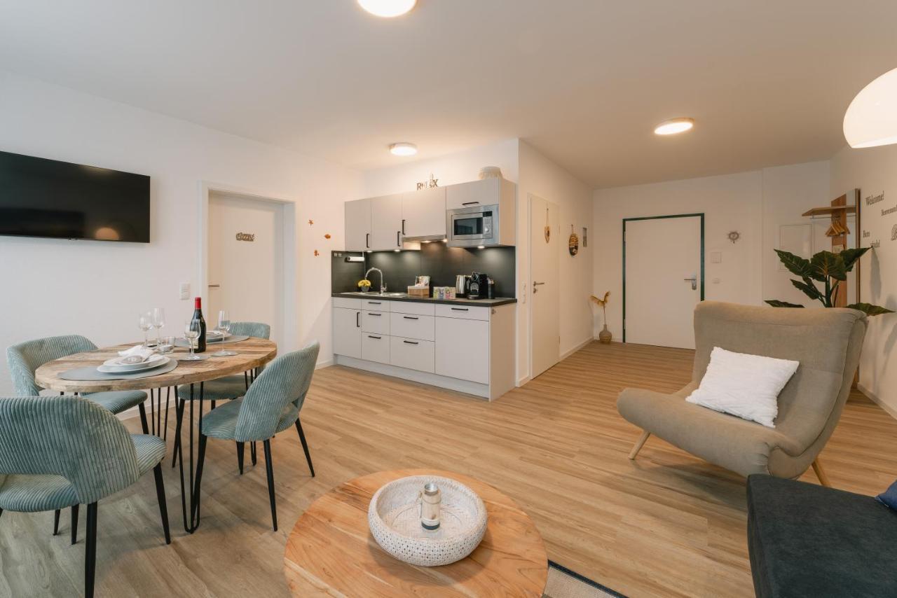 Apartment 2-zimmer Themen-apartment Im Zentrum, Naehe Oper *
